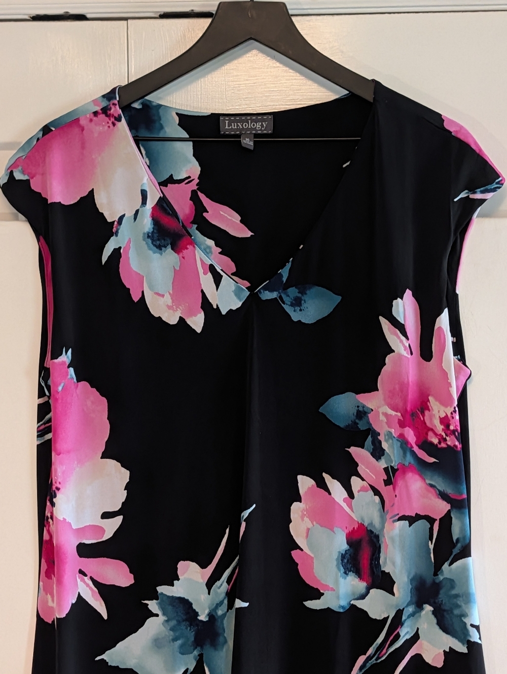 Luxology Black Floral Handkerchief Hem Maxi Dress Flowy Stretchy Comfort Style - Picture 2 of 6